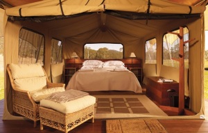 alt="luxury camping in harrogate"